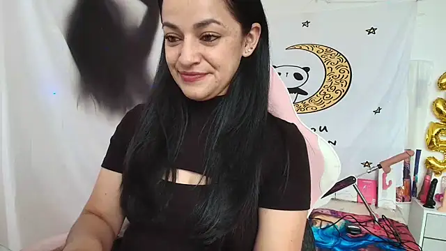 Snapshot of LovelyAzucena chatting on 06-03-26, 03:28 LovelyAzucena online show from 06-03-26, 03:28