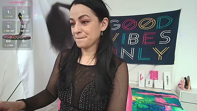 LovelyAzucena online show from 03-12-26, 02:21