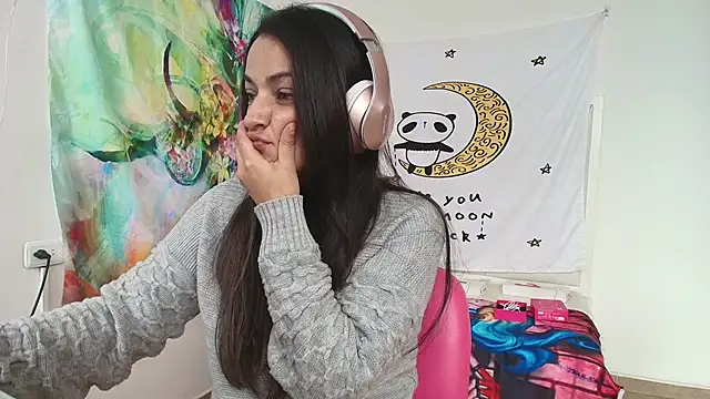 LovelyAzucena online show from 02-23-26, 04:51