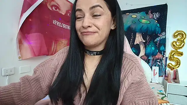 Snapshot of LovelyAzucena chatting on 05-27-26, 02:46 LovelyAzucena online show from 05-27-26, 02:46