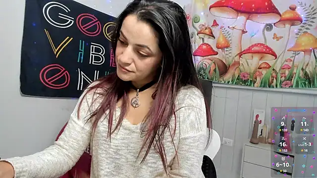 LovelyAzucena online show from 02-19-25, 02:33