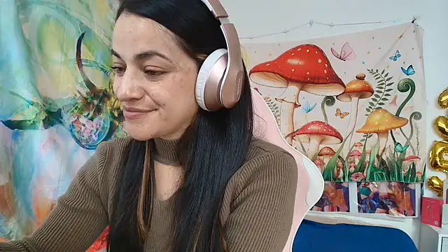 LovelyAzucena online show from 07-08-26, 02:29
