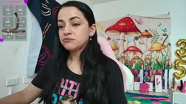 Snapshot of LovelyAzucena chatting on 05-22-26, 02:59 LovelyAzucena online show from 05-22-26, 02:59