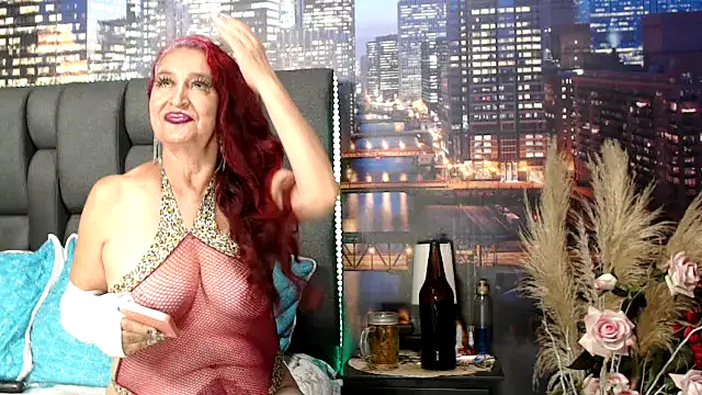 Lucy mature8 online show from 04-13-26, 11:31