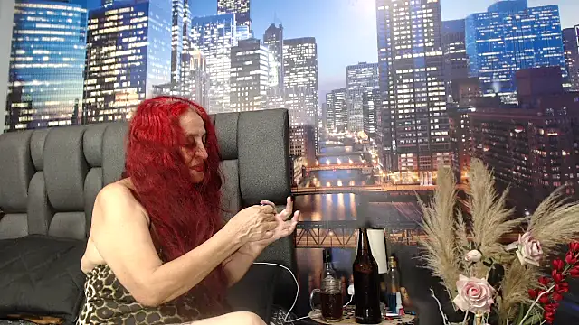 Lucy mature8 online show from 07-28-26, 12:40