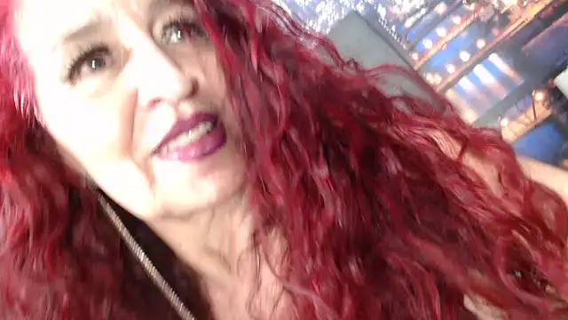 Snapshot of Lucy_mature8 chatting on 06-01-26, 01:39 Lucy mature8 online show from 06-01-26, 01:39