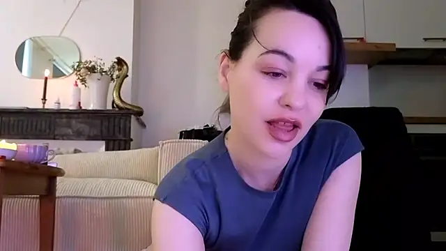 Lilie romeo online show from 02-10-25, 03:53