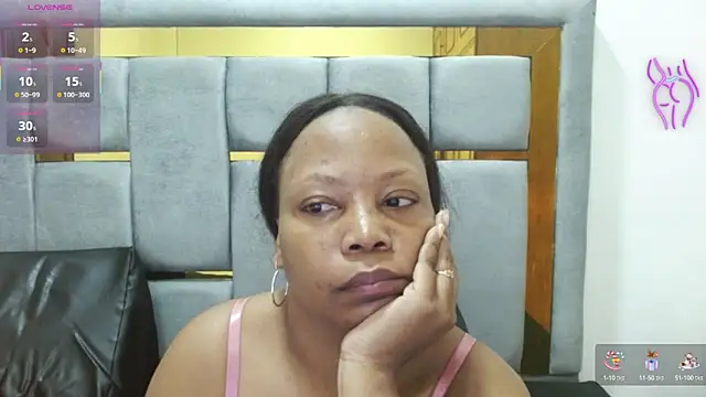 Snapshot of Cholatin chatting on 09-27-25, 11:38 Cholatin online show from 09-27-25, 11:38