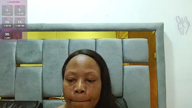 Snapshot of Cholatin chatting on 09-19-25, 01:26 Cholatin online show from 09-19-25, 01:26