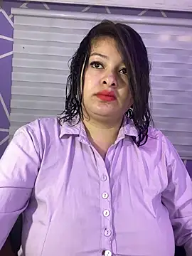 Snapshot of MiiaaJoness chatting on 05-29-26, 03:07 MiiaaJoness online show from 05-29-26, 03:07