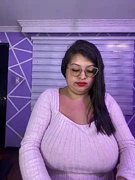 MiiaaJoness online show from 03-26-26, 07:01