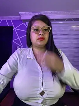 MiiaaJoness online show from 10-30-25, 03:42