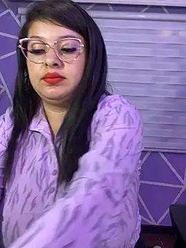 Snapshot of MiiaaJoness chatting on 05-07-26, 08:34 MiiaaJoness online show from 05-07-26, 08:34
