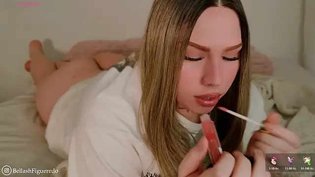 IsabellaFigueredo   online show from 03-06-26, 09:15