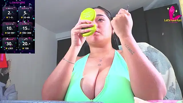 CelesteBrucee online show from 11-01-25, 08:14