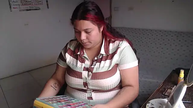 girl milk2 online show from 11-27-25, 07:58