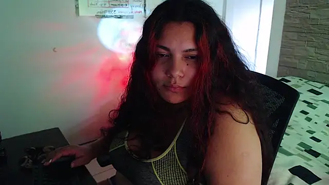 girl milk2 online show from 02-06-26, 07:43