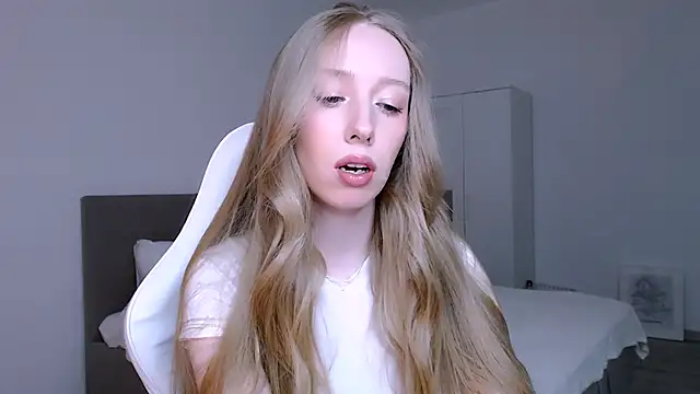 Luna insniity online show from 02-09-26, 08:51