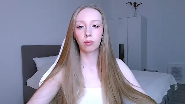 Luna insniity online show from 01-11-26, 08:38