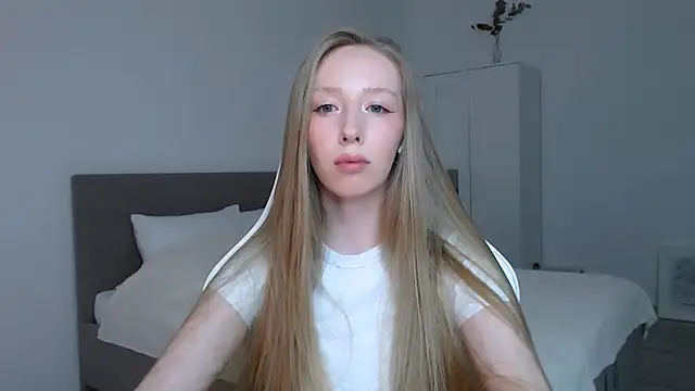 Luna insniity online show from 11-02-25, 07:19