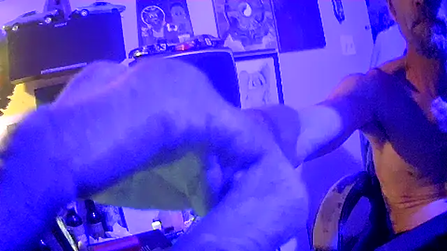 druetrue online show from 11-12-25, 02:37