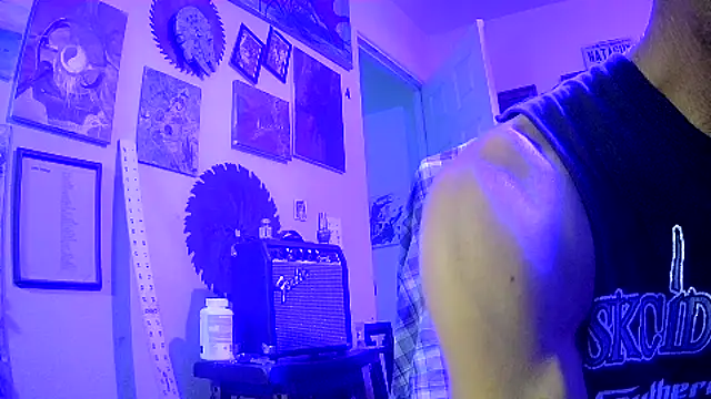 Snapshot of druetrue chatting on 09-18-25, 08:45 druetrue online show from 09-18-25, 08:45