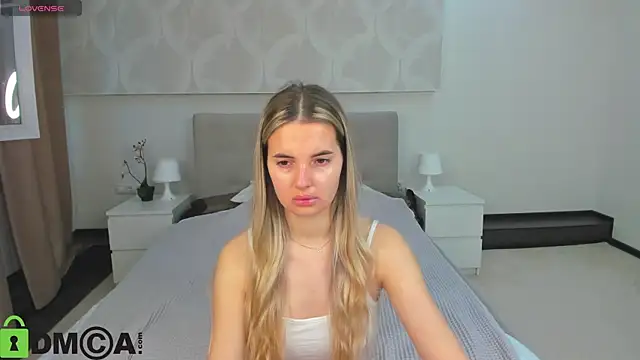 Snapshot of Donna_Evans chatting on 05-02-26, 11:54 Donna Evans online show from 05-02-26, 11:54