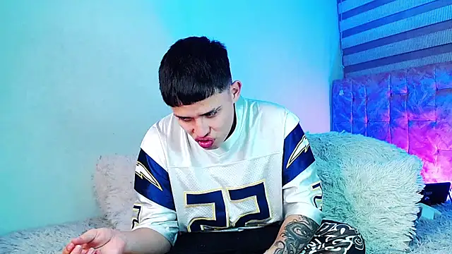  justinmoon2 online show from 07-11-26, 08:03