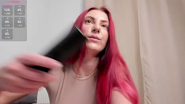 Snapshot of baby_ivy chatting on 11-19-25, 06:08 baby ivy online show from 11-19-25, 06:08