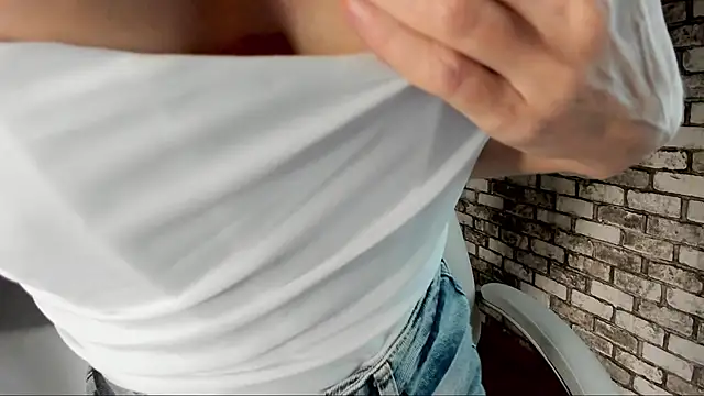 Eva Melow online show from 11-22-25, 06:51