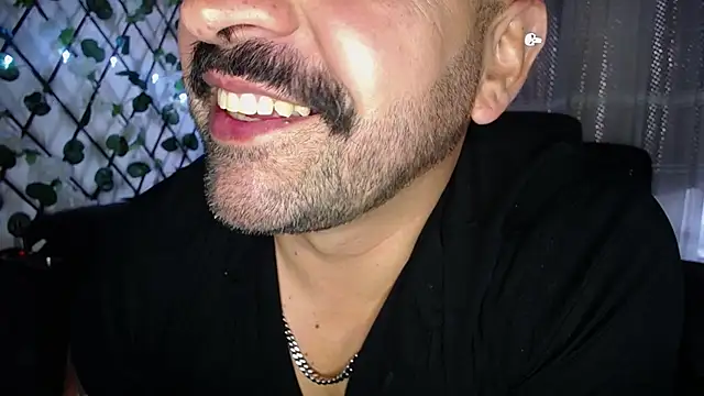 Snapshot of JD-69 chatting on 01-27-25, 07:35 JD-69 online show from 01-27-25, 07:35