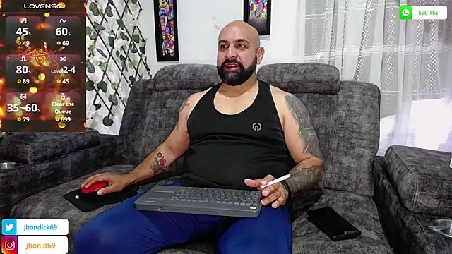 Snapshot of JD-69 chatting on 12-30-24, 07:11 JD-69 online show from 12-30-24, 07:11