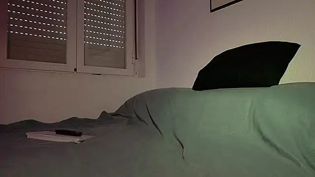 mrj99219 online show from 04-15-26, 07:58