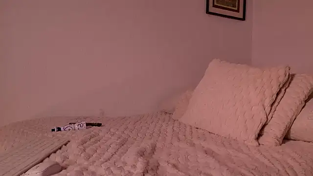 Snapshot of mrj99219 chatting on 10-29-25, 07:07 mrj99219 online show from 10-29-25, 07:07