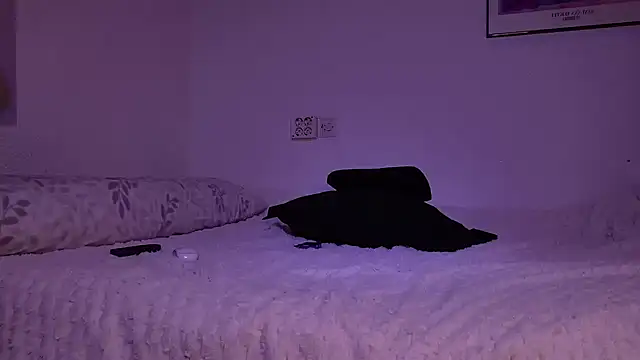 Snapshot of mrj99219 chatting on 01-08-26, 08:31 mrj99219 online show from 01-08-26, 08:31