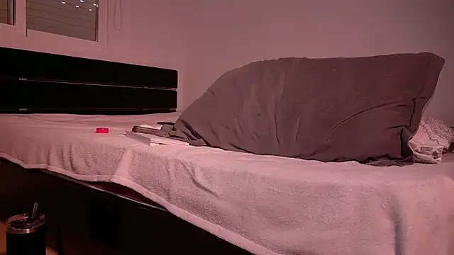 Snapshot of mrj99219 chatting on 11-08-25, 10:30 mrj99219 online show from 11-08-25, 10:30