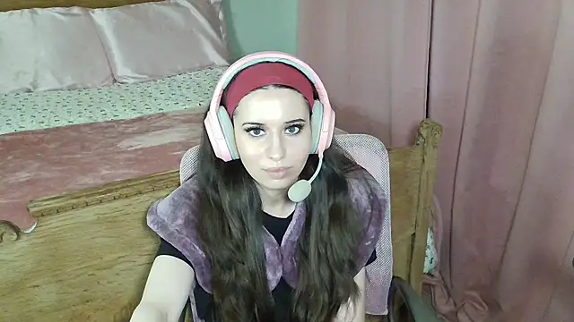 alisonfields online show from 02-13-26, 01:05