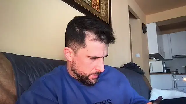 Snapshot of alex877x chatting on 01-10-26, 11:38 alex877x online show from 01-10-26, 11:38