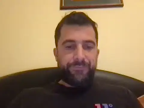 Snapshot of alex877x chatting on 01-27-25, 09:02 alex877x online show from 01-27-25, 09:02