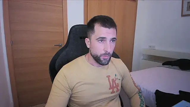 Snapshot of alex877x chatting on 11-02-25, 03:17 alex877x online show from 11-02-25, 03:17