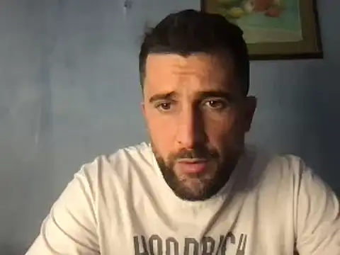 Snapshot of alex877x chatting on 01-11-25, 12:18 alex877x online show from 01-11-25, 12:18