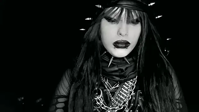 Snapshot of XXIOUX chatting on 03-27-26, 10:11 XXIOUX online show from 03-27-26, 10:11