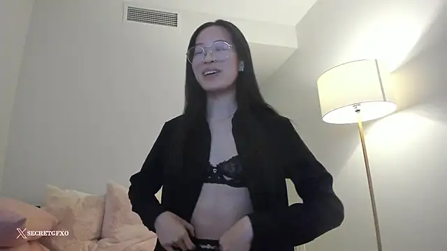 secretgirlfriendxo online show from 12-23-24, 05:17