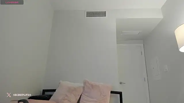 secretgirlfriendxo online show from 12-18-24, 09:47