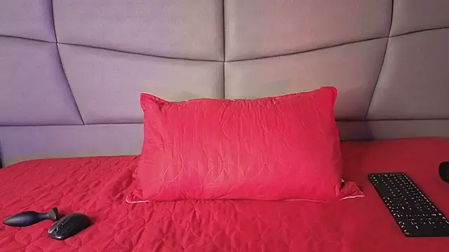 Snapshot of IbethMoon chatting on 11-07-25, 07:40 IbethMoon online show from 11-07-25, 07:40