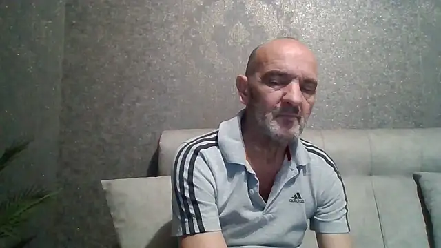 Snapshot of skorpibg65 chatting on 02-10-26, 06:29 skorpibg65 online show from 02-10-26, 06:29