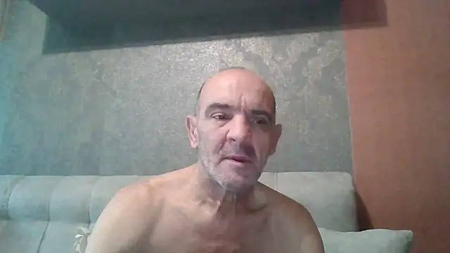 Snapshot of skorpibg65 chatting on 02-19-26, 01:41 skorpibg65 online show from 02-19-26, 01:41