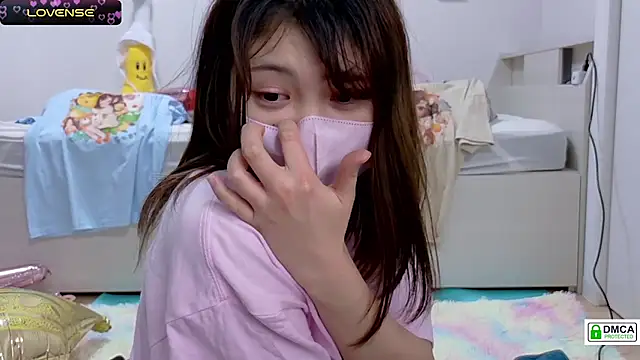 Snapshot of SUZU_ chatting on 03-03-25, 03:22 SUZU online show from 03-03-25, 03:22