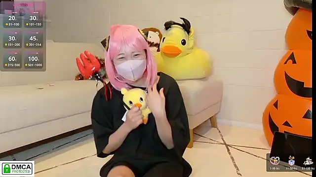 SUZU  online show from 10-27-25, 01:12