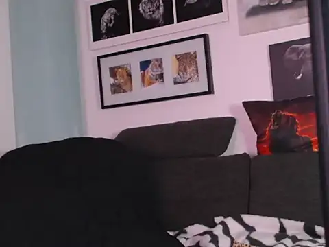 Barbie45J online show from 10-20-25, 09:59